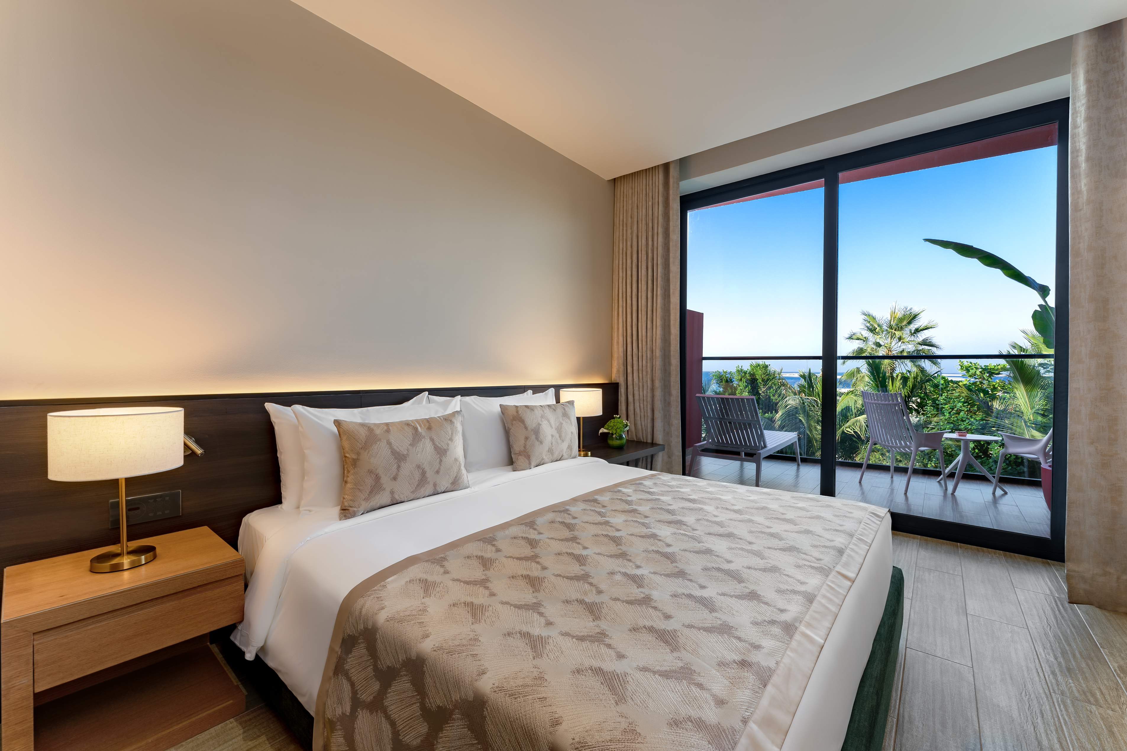 Sea-View / Pool View Room